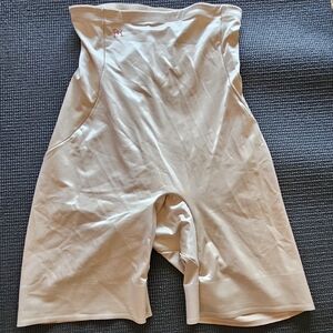 Ruby Ribbon High Waist Shaping Shorts Beige/Tan/Nude Size L